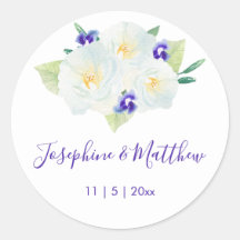 Weiße Rosen und violette Blume Hochzeit