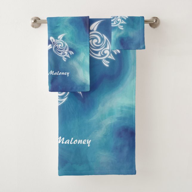 Weiße Schildkröten im Wasser des blauen Ozeans Nam Badhandtuch Set (Insitu)