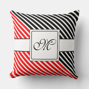 Weiße schmale Streifen + Rückenfarbe & Monogramm Kissen