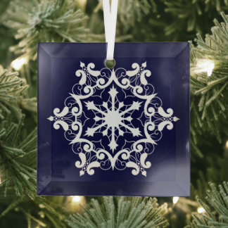 Weiße Schneeflocke auf dunkelblauen Glasverzierung Ornament Aus Glas