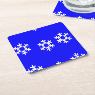 Weiße Schneeflocken auf blau Rechteckiger Pappuntersetzer
