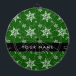 Weiße Schneeflocken, Grün, Ihr Name, Persönlich ge Dartscheibe<br><div class="desc">Niedliches, lustiges und bezauberndes Muster mit weißen Schneeflocken auf grünem Hintergrund. Modernes und trendiges Geschenk, perfekt für den Schneefreund in Ihrem Leben. Personalisieren Sie diese durch Hinzufügen von Namen, Spitznamen, Monogramm oder Initialen.</div>