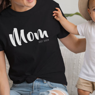 Weiße Schrift etablierte Mom schwarzes T-Shirt