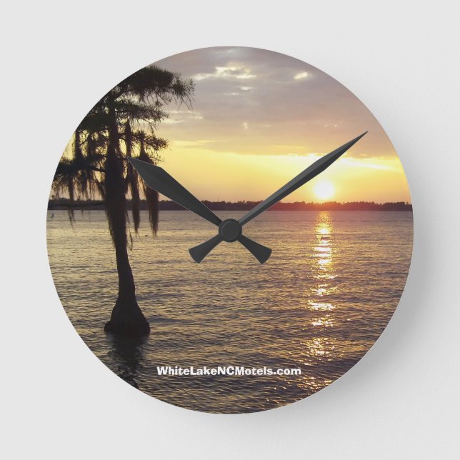 Weiße See NC-Sonnenuntergang-Uhr Runde Wanduhr (Vorderseite)