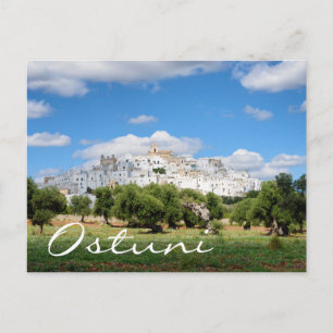 Weiße Stadt Ostuni und Olivenbäume Postkarte