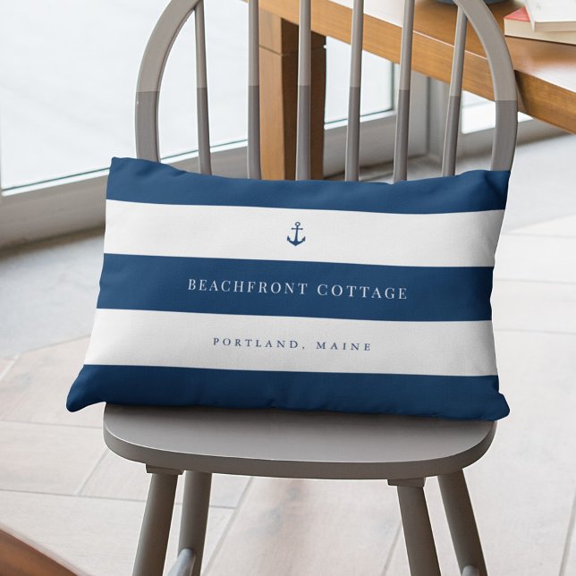 Weiße Streifen und benutzerdefinierte Hintergrund- Lendenkissen (Von Creator hochgeladen)