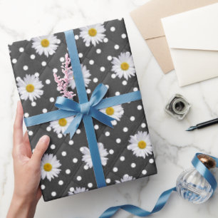 Weiße Tageszeitungen zu Polka Dots Geschenkpapier