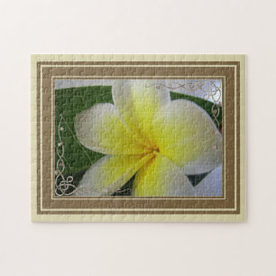 Weiße und gelbe Frangipani-Blume Puzzle