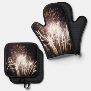 Weiße und goldene Feuerwerke I Patriotische Feier Ofenhandschuh & Topflappen-Set