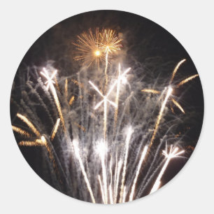 Weiße und goldene Feuerwerke II Patriotische Feier Runder Aufkleber