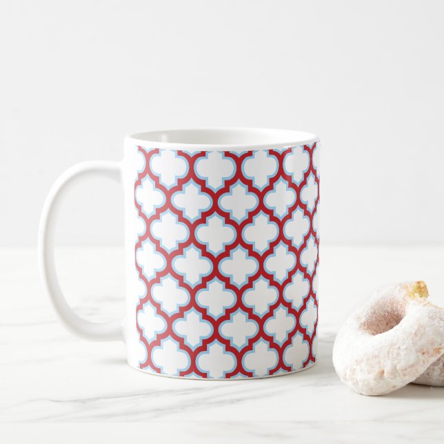 Weiße und rote Trellis, Gitter, Quatrefolie Kaffeetasse (Mit Donut)