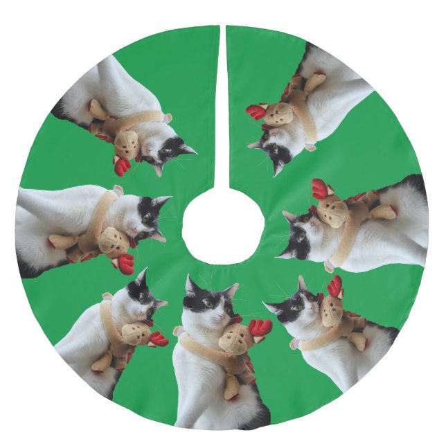 Weiße und schwarze Katze & Rentierspielzeug Polyester Weihnachtsbaumdecke (Vorderseite)