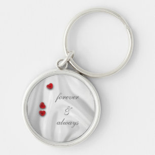 Weiße Wedding Seide und Herzen Schlüsselanhänger