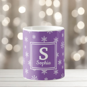 Weiße Weihnachtsschneeflocken Lila Monogramm Kaffeetasse