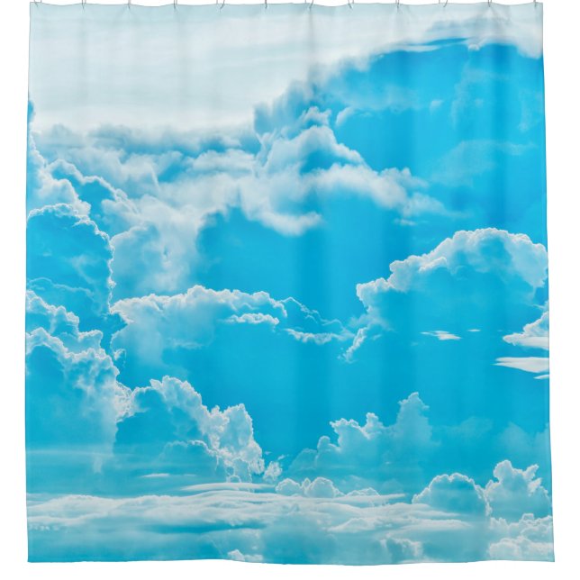weiße Wolken und hellblauer Himmelshintergrund, Pa Duschvorhang (Vorderseite)