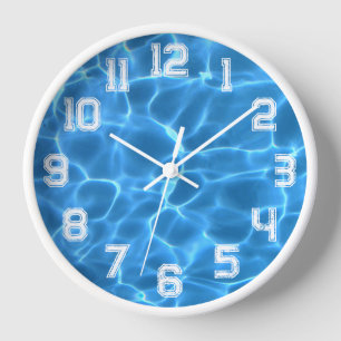 Weißer athletischer Umriss-Grunge-Nummern-Schwimmb Uhr