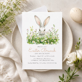 Weißer Bunny und Florals Ostern Brunch Eierjagd Einladung