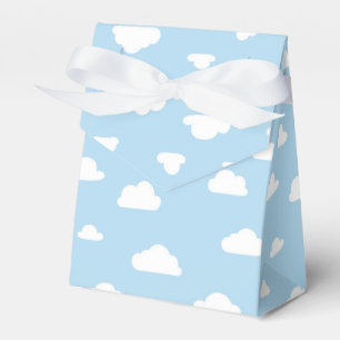 Weißer Cartoon Wolken auf blauem Hintergrund Geschenkschachtel
