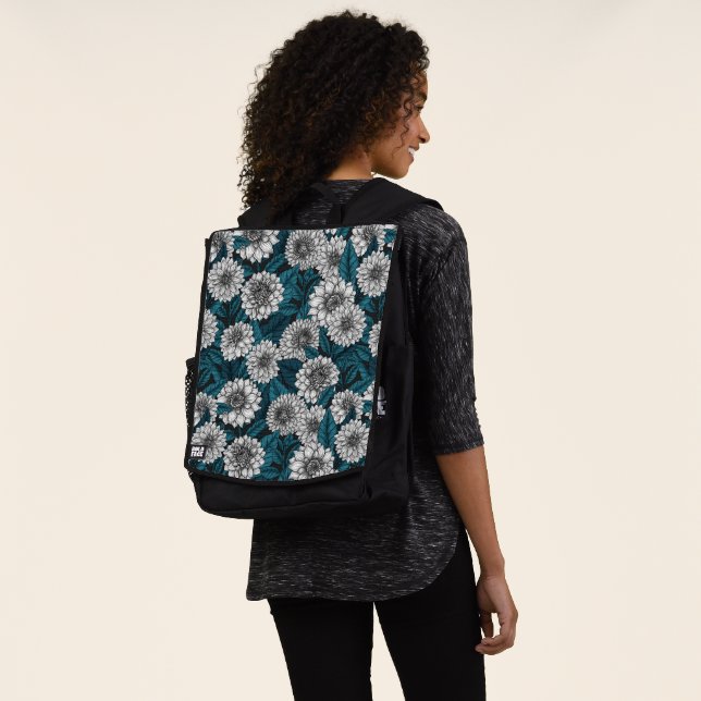 Weißer Dahlia-Garten/blaue Blätter 2 Rucksack (Ausgewaschen)