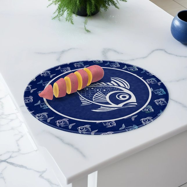 Weißer Fisch im tiefen Blauen Meer Schneidebrett (Von Creator hochgeladen)