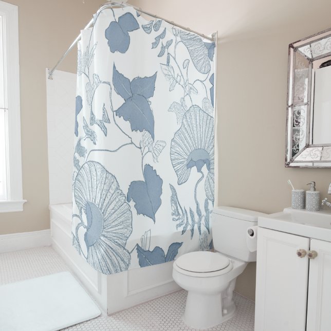 Weißer Hintergrund Delikatesse Blau Japanische Blu Duschvorhang (White Background Delicate Blue Japanese Flowers Shower Curtain)