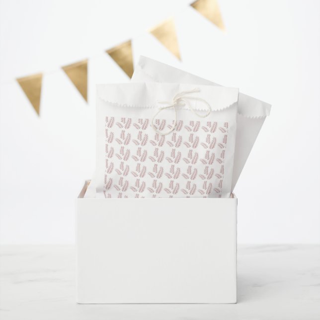 weißer Hintergrund mit rosa Blätter Geschenktütchen (Party)