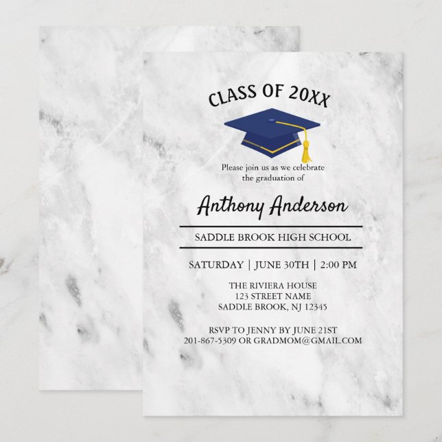 Weißer Marmor mit Navy Blue-Grad-Cap-Abschluss Einladung (Vorne/Hinten)