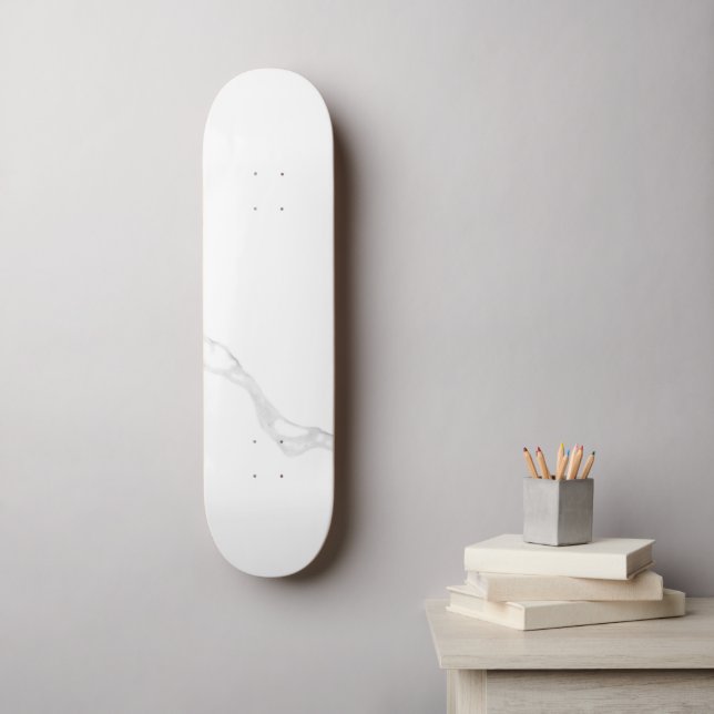 Weißer Marmor  Skateboard (Wandkunst)