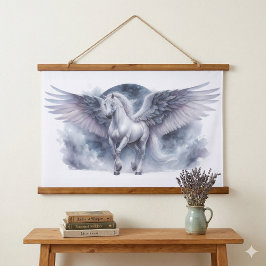 Weißer Pegasus mondbeschienene Flügel himmlischer  Wandteppich Mit Holzrahmen