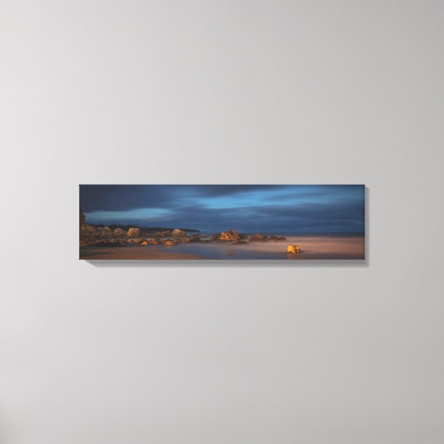 Weißer Point Strand in dusk gewickelte Leinwand (Vorderseite)
