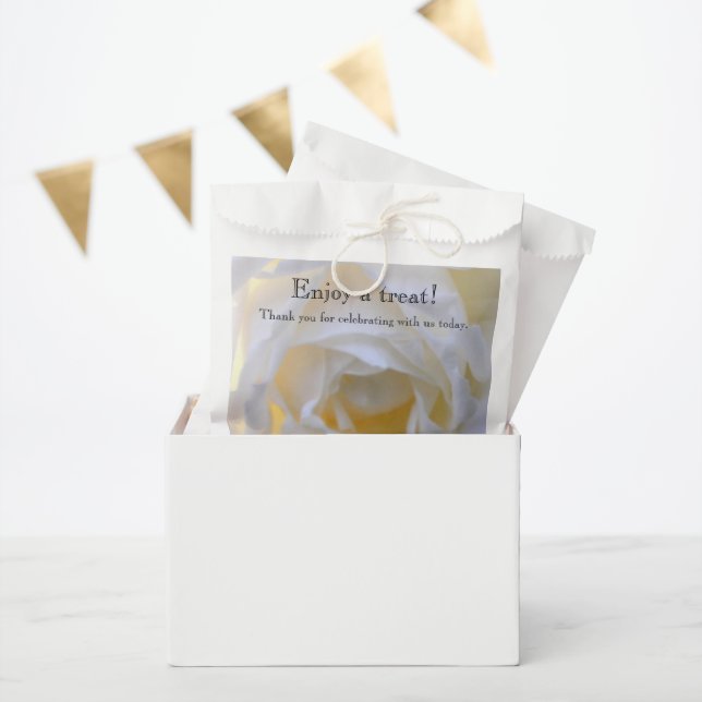 Weißer Rosenweiche Geschenktütchen (Party)