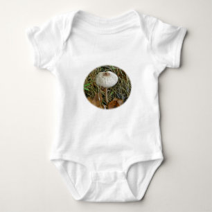 Weißer Schirmpilz-Koordinator Baby Strampler