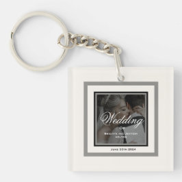 Weißer Schlüsselanhänger