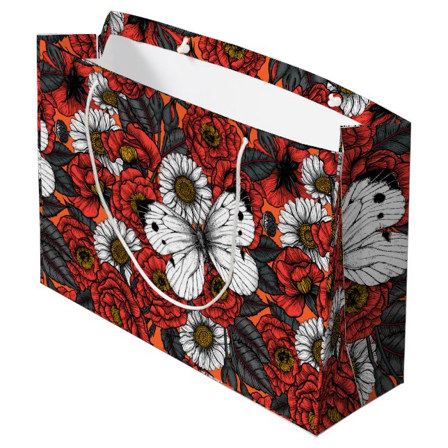 Weißer Schmetterling und Rose Große Geschenktüte (Rückseite Schrägansicht)