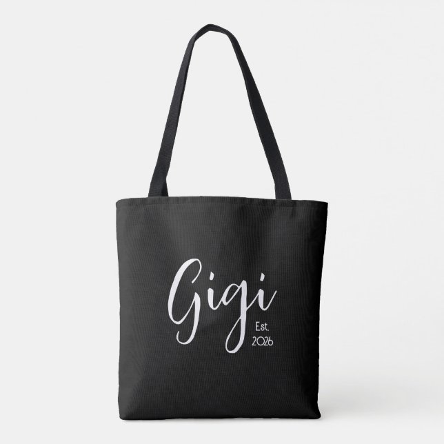 Weißer Schriftzug Gigi Established  (Rückseite)