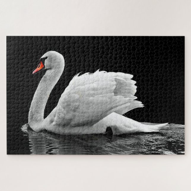 Weißer Schwan im Wasser Puzzle (Horizontal)