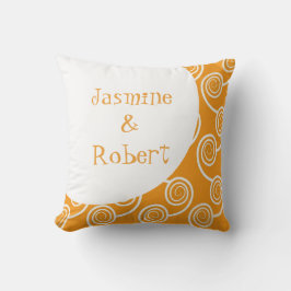 Weißer Swirl Orange Monogramm-Eiche Kissen