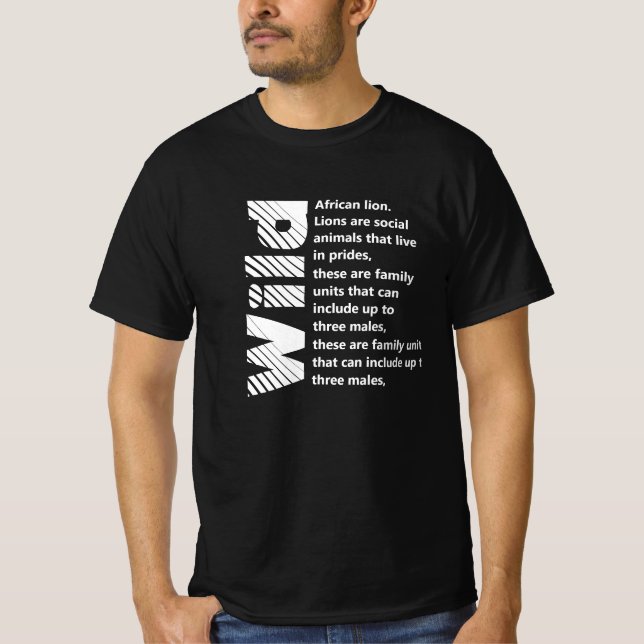 Weißer Text l Wild African Lion druckt auf der Rüc T-Shirt (Vorderseite)