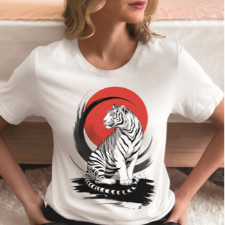 Weißer Tiger mit roter Sonne Künstlerisch  Tri-Blend Shirt