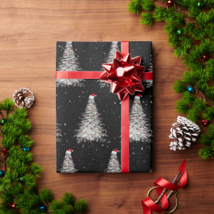 Weißer Weihnachtsbaum mit Weihnachtsmannmütze Geschenkpapier