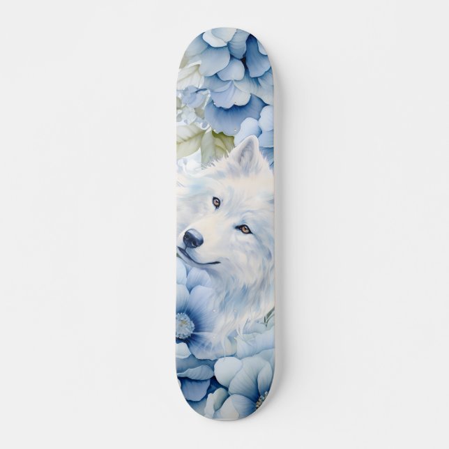 Weißer Wolf Pastellblaue Wasserfarben Florals Skateboard (Vorne)