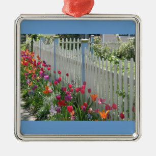 Weißer Zaun mit Tulips-Urlaubsornament Silbernes Ornament