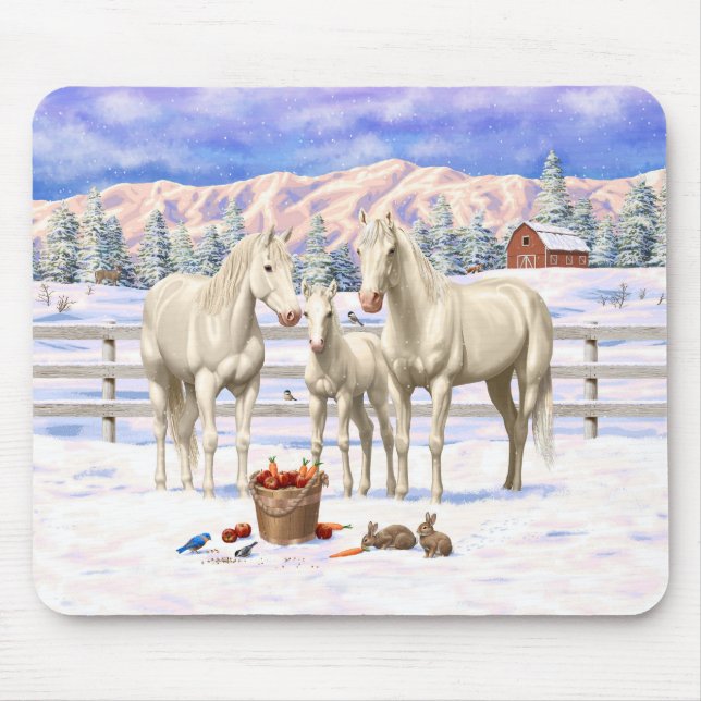 Weißes Cremello Quarter Pferde im Schnee Mousepad (Vorne)