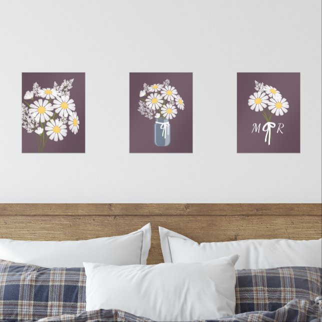 Weißes Daisy-Blume Monogramm Dunkles Lila Set von  (Schlafzimmer)