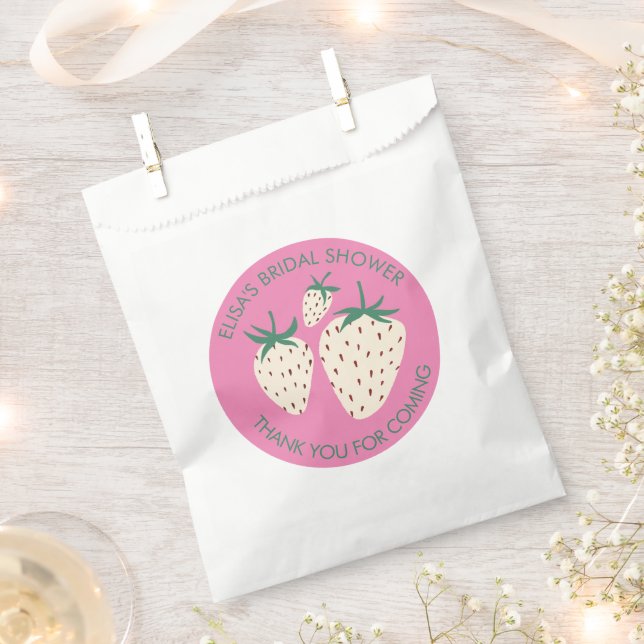 Weißes Erdbeeren Pineberry BRAUTPARTY Custom Geschenktütchen (Ausgeschnitten)