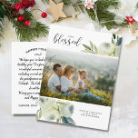 Weißes Foto mit blühender Blüte Postkarte<br><div class="desc">Feiern Sie die Saison mit dieser wunderschönen Postkarte mit Ihrem vertikalen Foto, umgeben von einem herrlichen weißen Aquarellblumen-Design und die Worte sehr gesegnet in einem Skript-Kalligraphie-Schriftart. Fügen Sie auf der Rückseite einen typisierten, benutzerdefinierten Brief/Notiz hinzu oder löschen Sie den getippten Brief, und schreiben Sie jede Postkarte einzeln. Fügen Sie Ihre...</div>