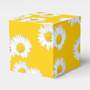 Weißes Gänseblümchen auf gelbem Hintergrund Geschenkschachtel