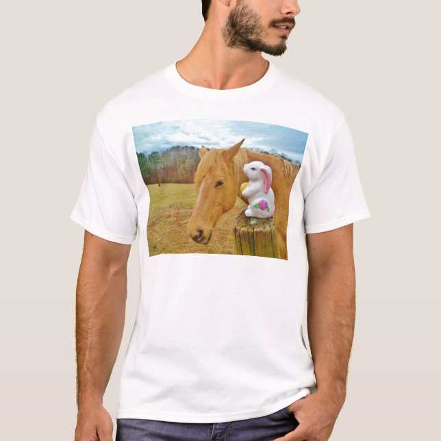 Weißes Kaninchen und blutgelbes Pferd T-Shirt (Vorderseite)