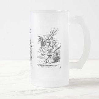 Weißes Kaninchen zurechtgemacht als Verkünder Mattglas Bierglas