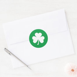 Weißes Kleeblatt zum irischen Grünen St. Patrick's Runder Aufkleber